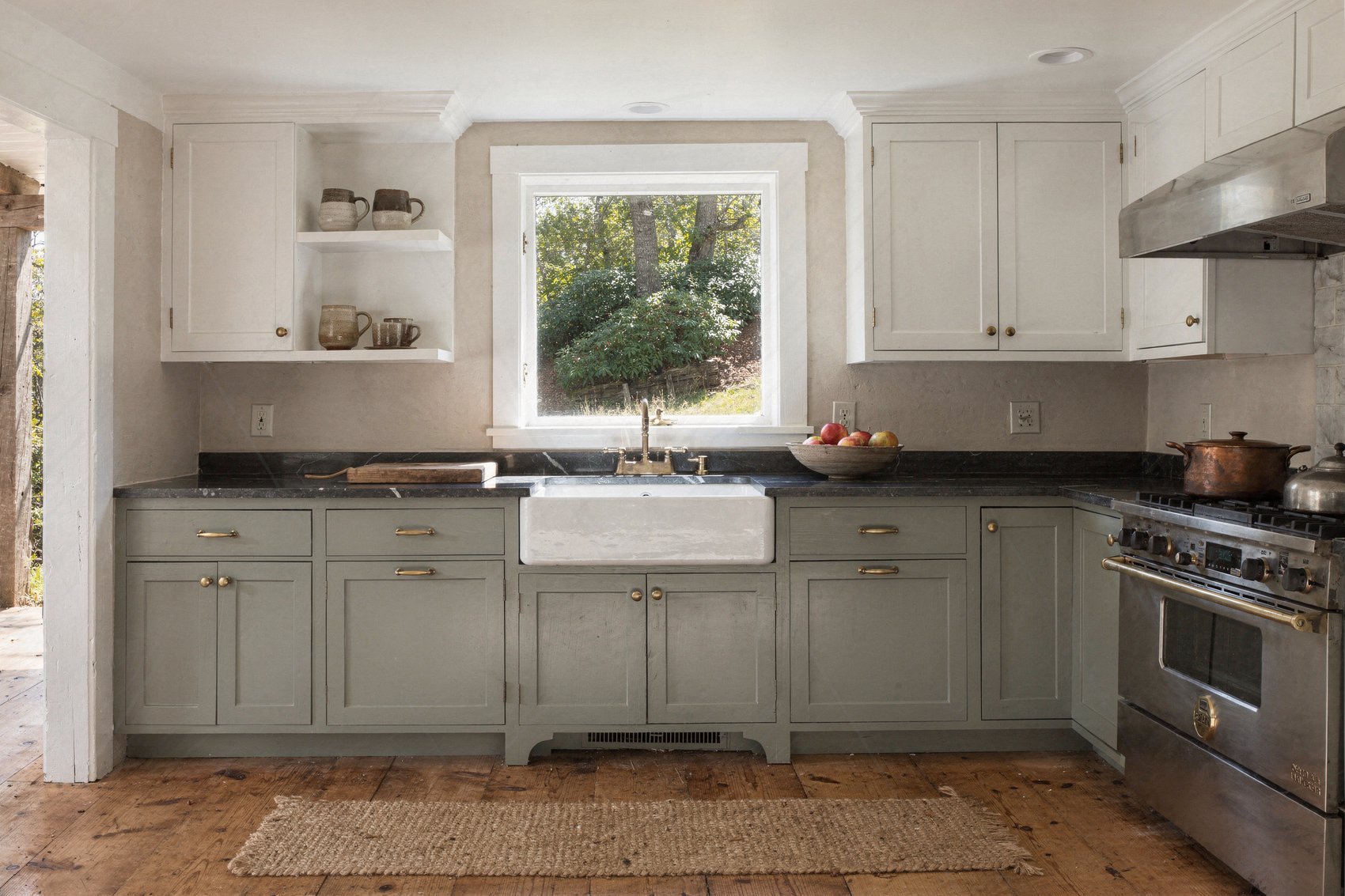 Grounded Moss: Kitchen
