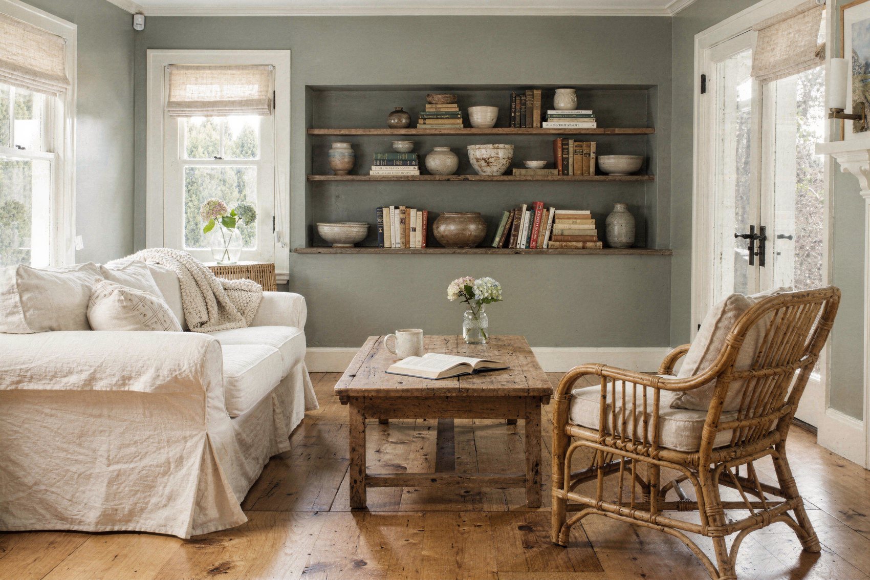 Modern Cottage: Living Room