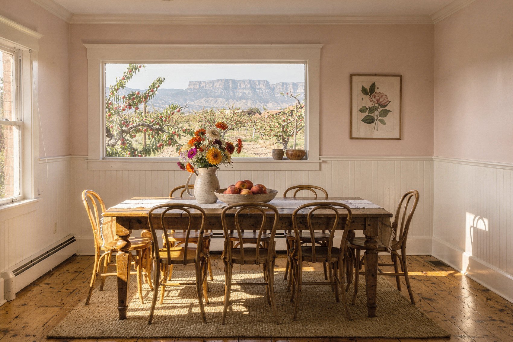 Palisade Peach: Dining Room