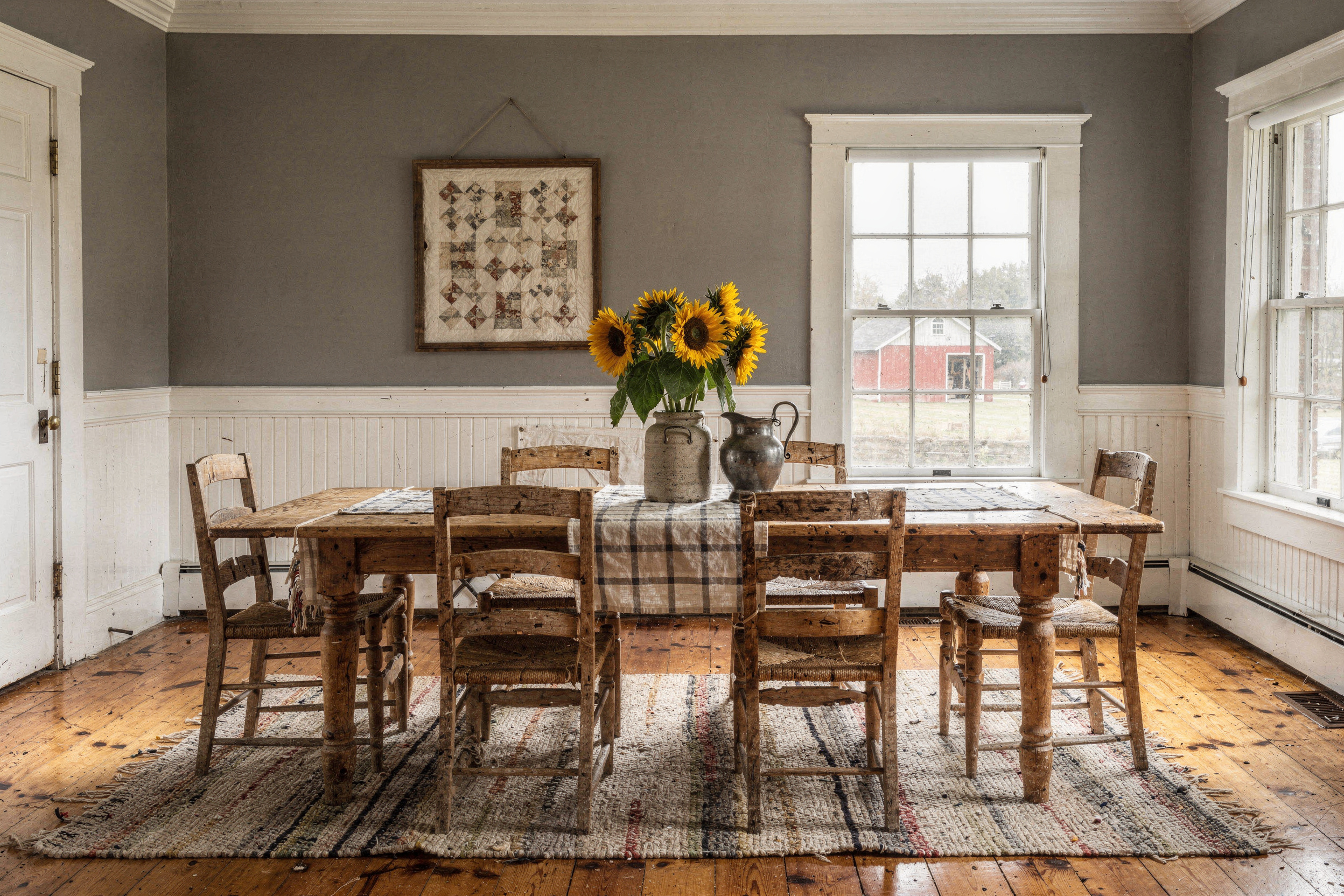 Red Barn: Dining Room